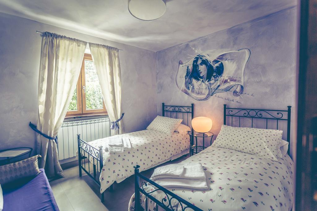 Nostra Signora Del Lago Ronciglione  Buitenkant foto